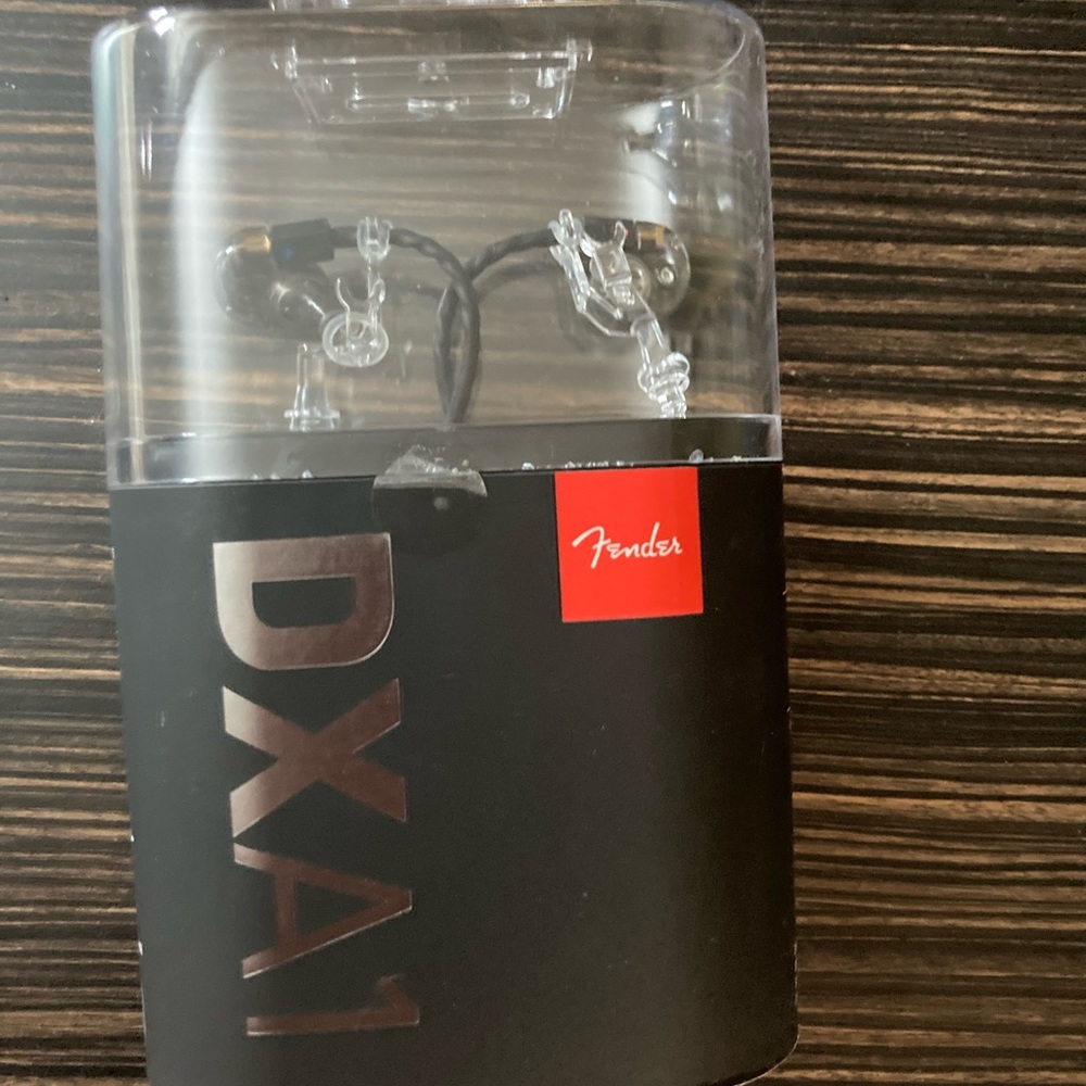 DXA 1 Fender Earbuds with Amplifier